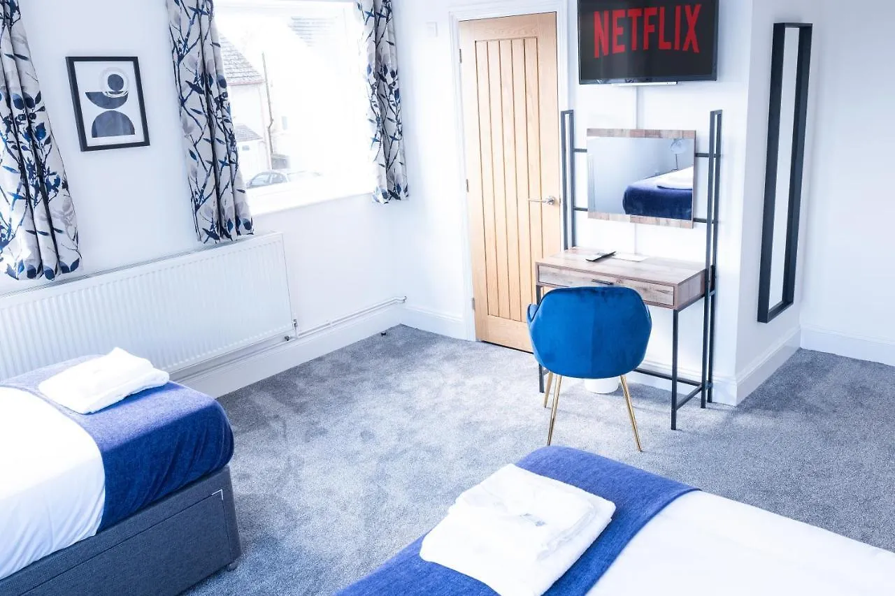 Guest house Arbury Manor - Perfect For Friends And Family Hotel Cambridge  United Kingdom