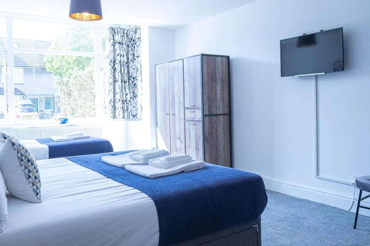 Arbury Manor - Perfect For Friends And Family Hotel Cambridge  Guest house